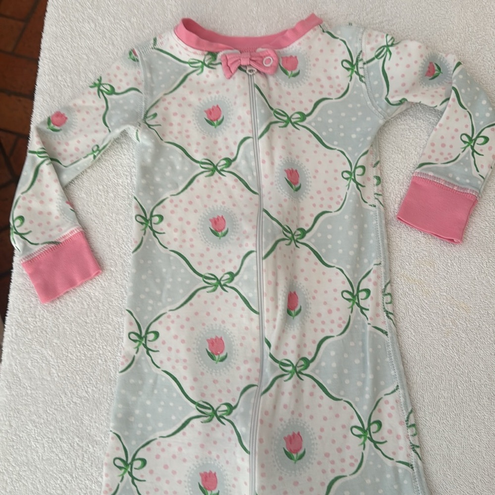 The Beaufort Bonnet Company - Belle Meade Bow w/ Flowers - Size: 2T - Picture 2 of 4